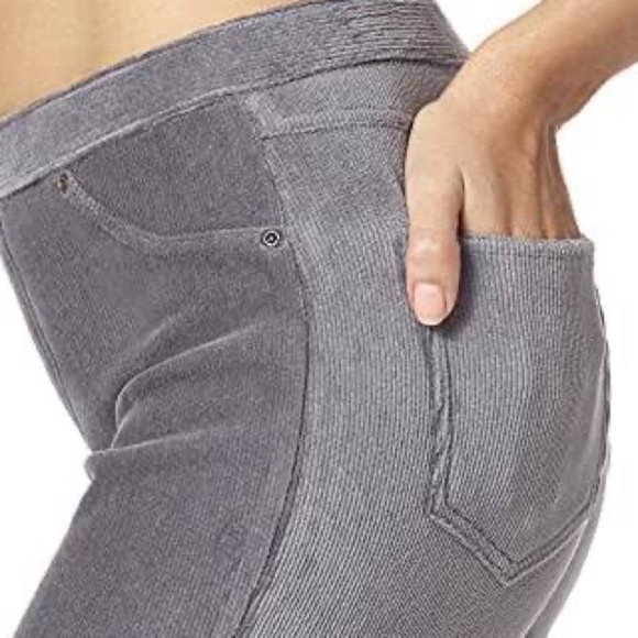 HUE corduroy leggings, like new - Picture 2 of 8